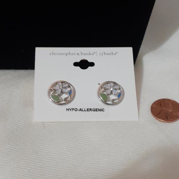 Christopher & Banks Jewelry Multi-color Necklace and Earrings. - Picture 6 of 8